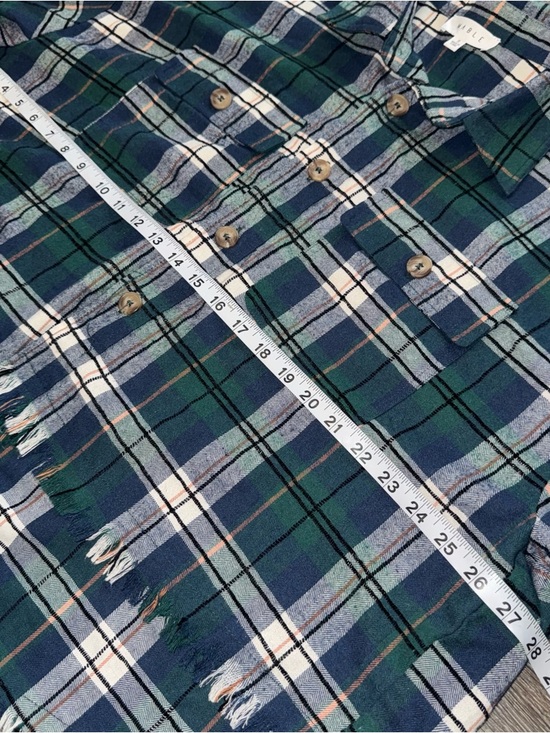 MABLE Oversized Plaid Flannel Frayed Hi-Lo Hem Cropped Boxy Fit Size Small - Picture 8 of 9